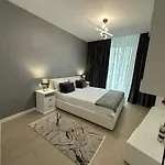 Apartment On Premium